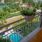 Boutique Regina فندق