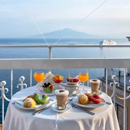 Hotell Boutique Regina Sorrento