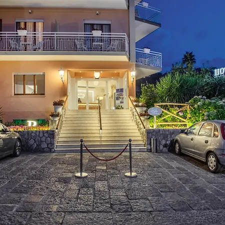 호텔 Boutique Regina 4*