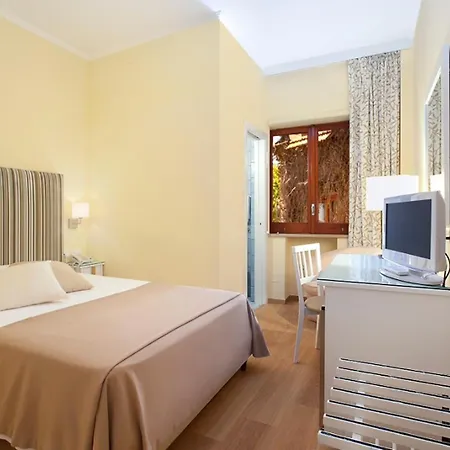 Boutique Regina 4*