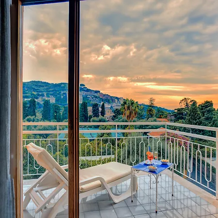 Boutique Regina 4*